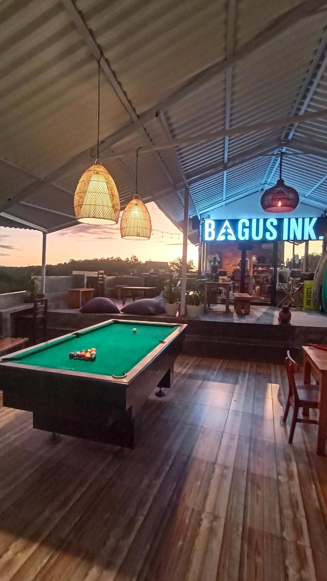 Auberge de jeunesse Bagus Ink Surf Camp à Uluwatu Extérieur photo