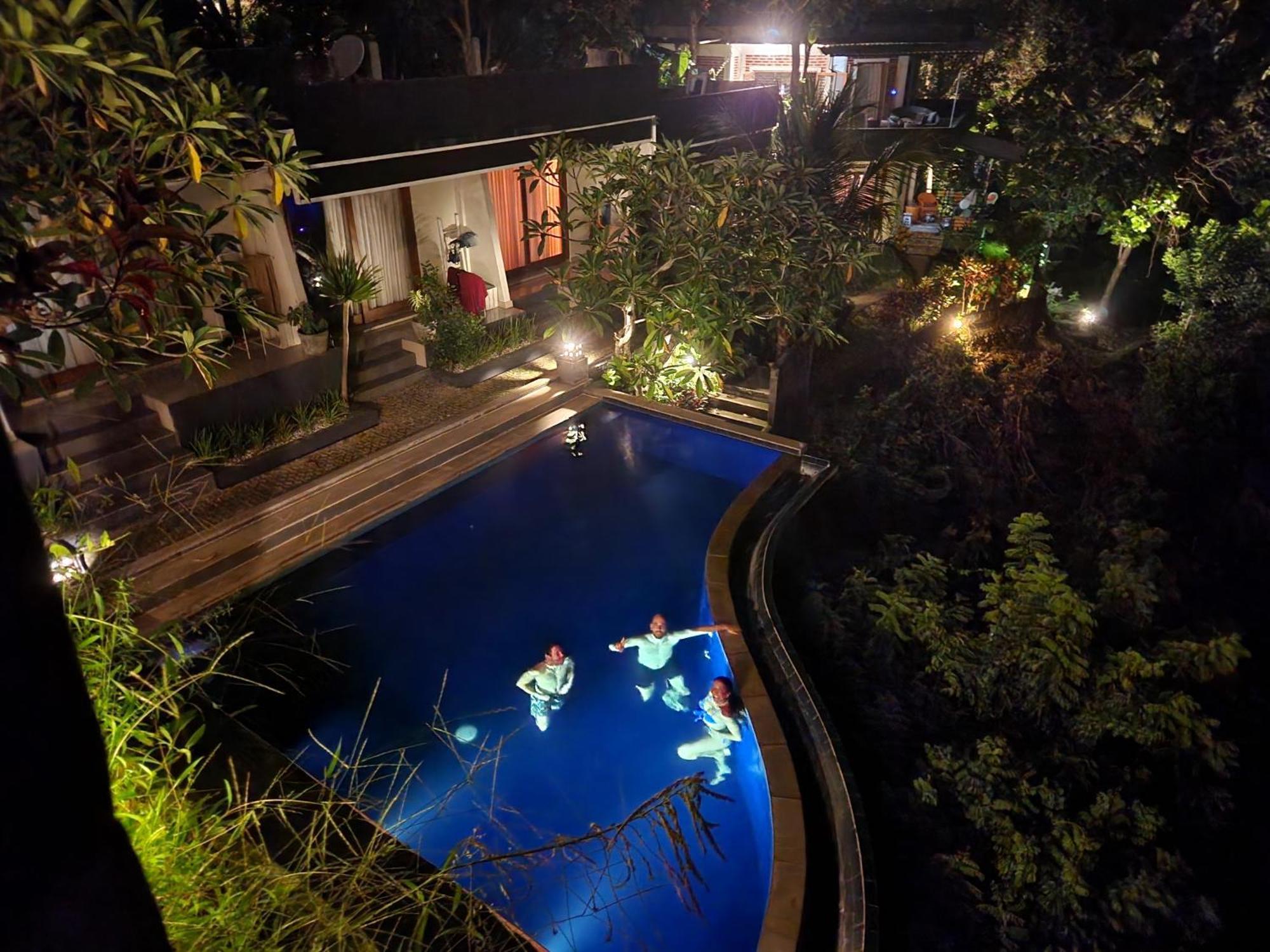 Auberge de jeunesse Bagus Ink Surf Camp à Uluwatu Extérieur photo